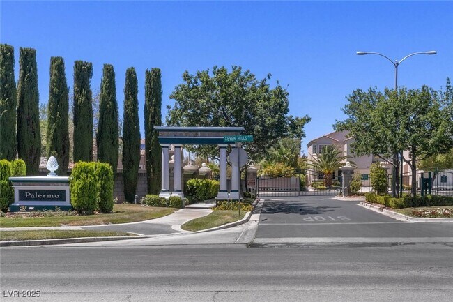 Building Photo - 3185 Castle Canyon Ave