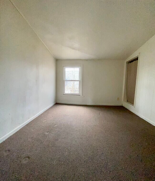 2nd bedroom. - 503 Middle