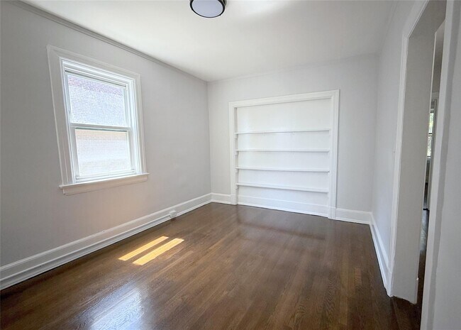 Building Photo - 228 Mamaroneck Ave