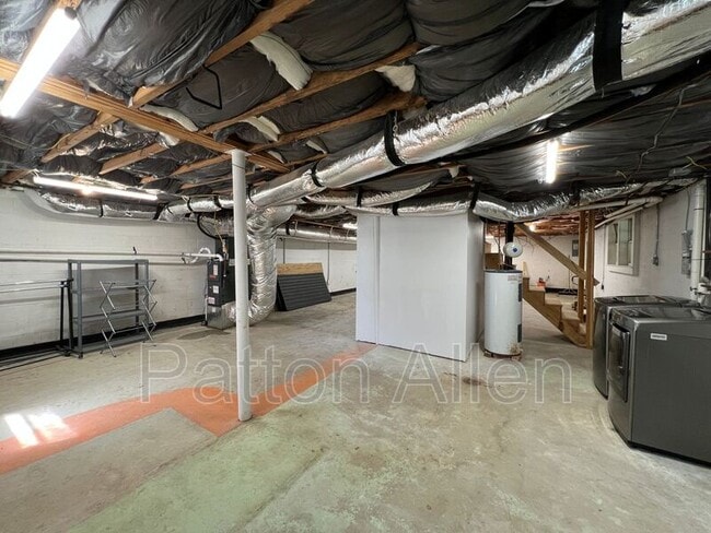 Building Photo - 3 Mt Royal Dr