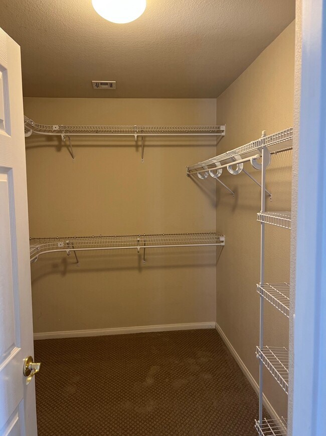 Building Photo - 10760 Teton Village Ct
