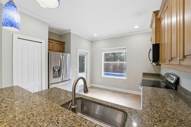 Building Photo - 4911 Boston Common Glen