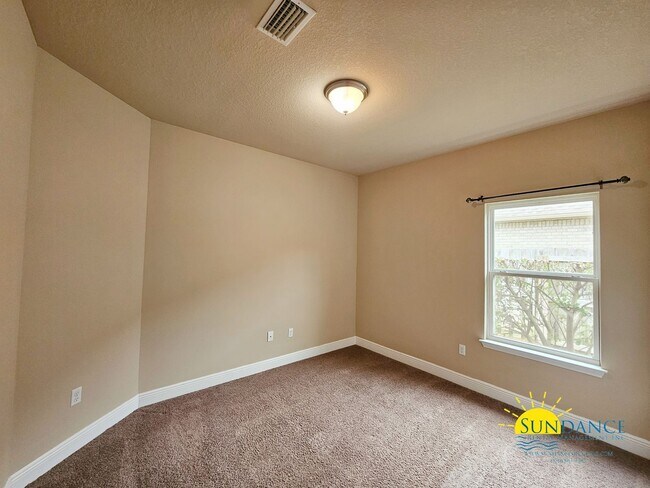 Building Photo - Charming 3BR Home Near 30A Beaches in Santa Rosa Beach!