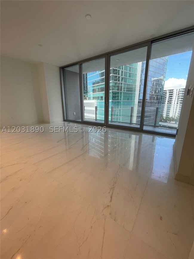 Building Photo - 300 Biscayne Blvd