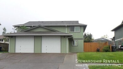 Building Photo - 759 N Cloverleaf Loop