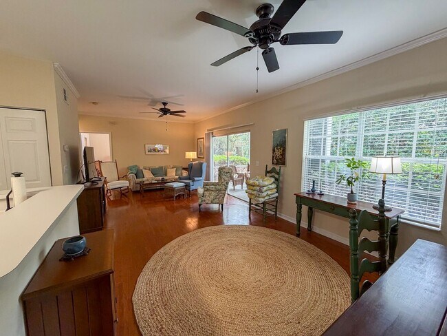 Building Photo - 2/2 Condo in The Links @ Haile Plantation - available end of April!