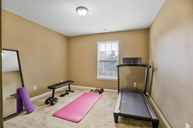 Building Photo - 611 Crosswinds Cir