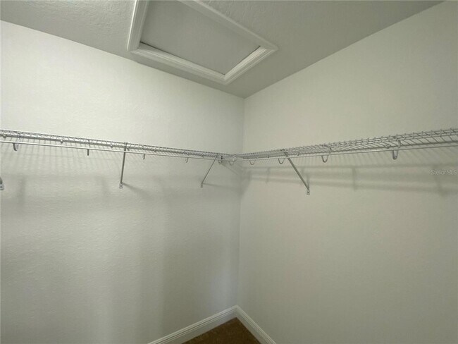 Building Photo - 14843 SW 48th Ave