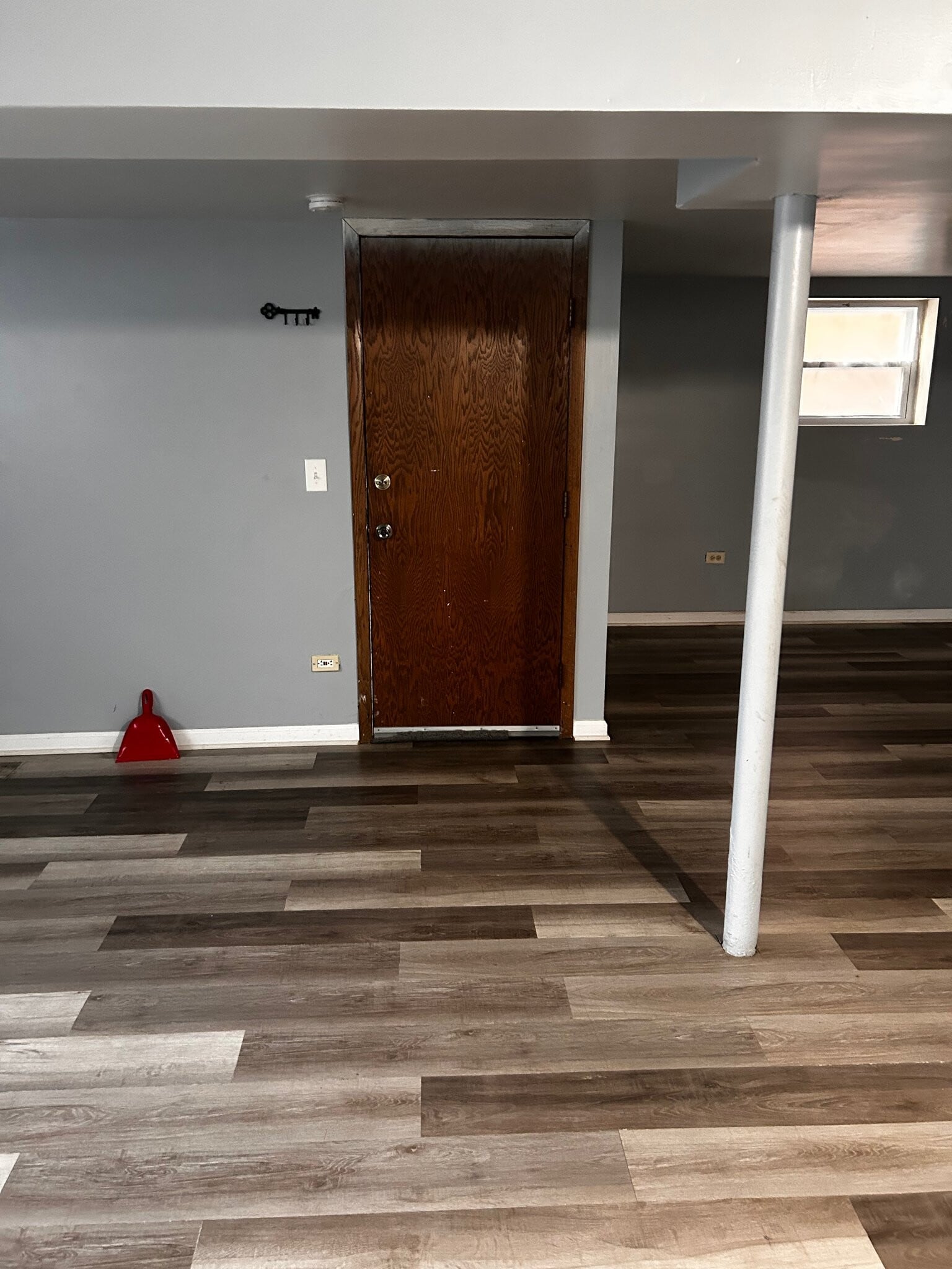Building Photo - 295 Crandon Ave
