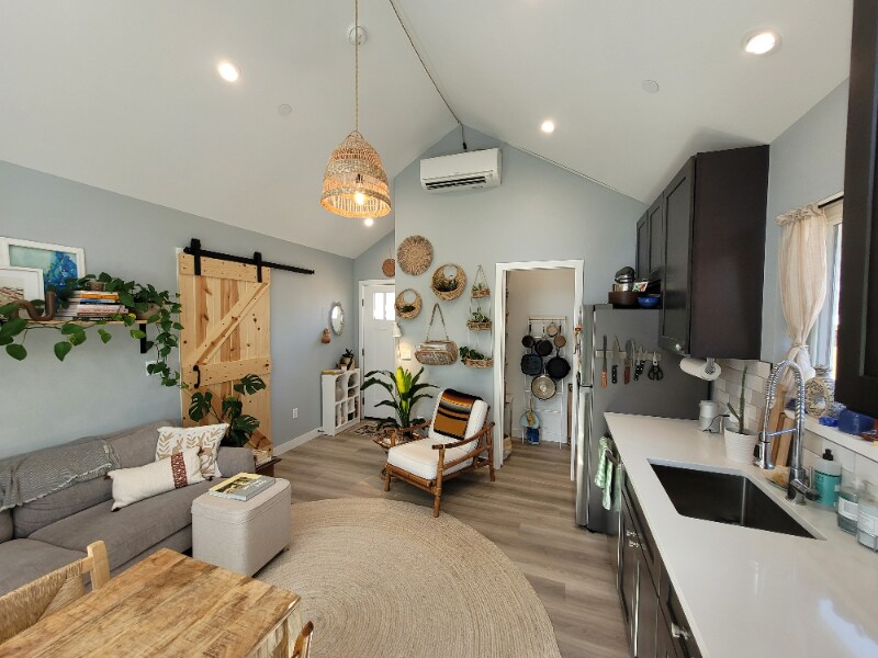 Building Photo - 880 35th St