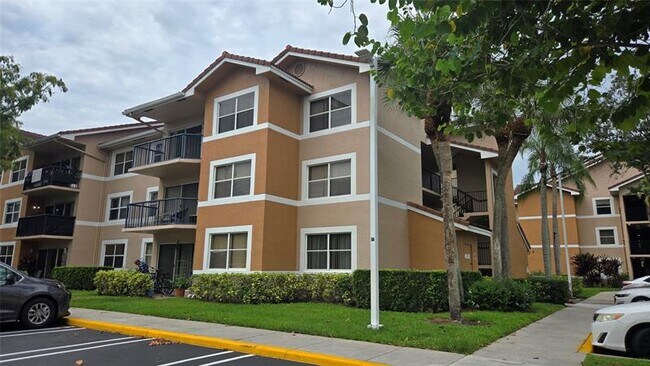 Building Photo - 9055 Wiles Rd