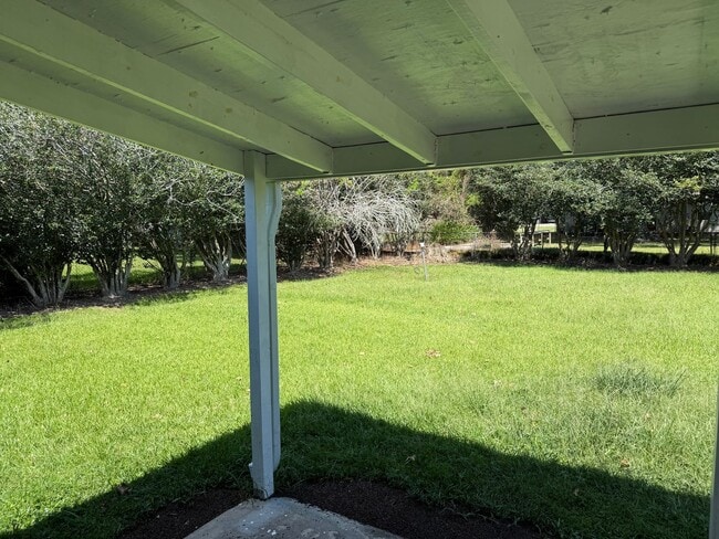 Building Photo - 3 Bed/1.5 Bath in Broadmoor School District