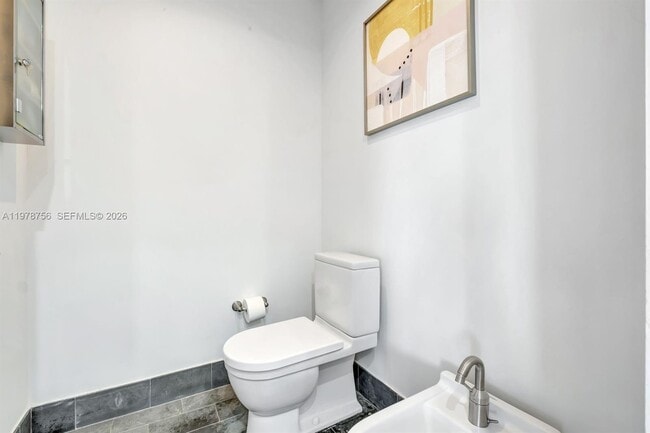 Building Photo - 1100 Biscayne Blvd