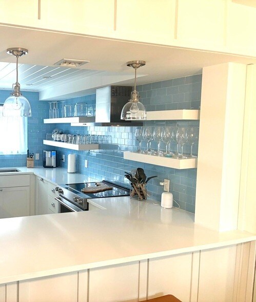 Building Photo - 420 Celestial Way