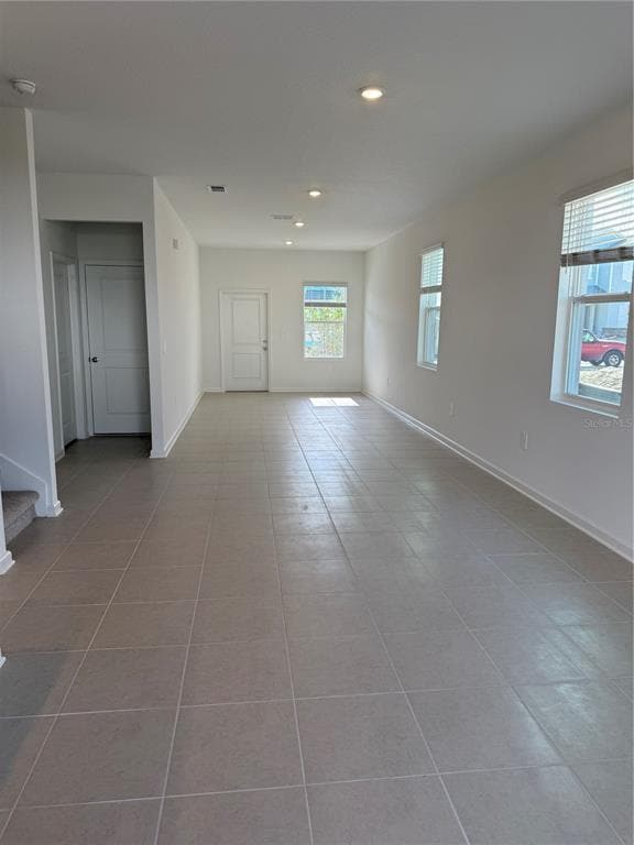 Building Photo - 5981 Zen Wy