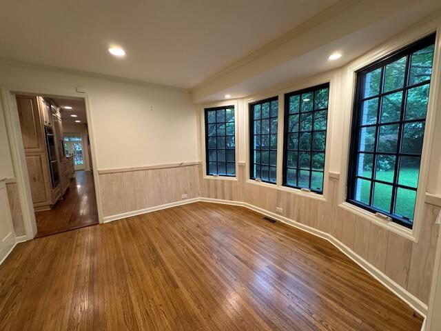 Building Photo - 325 Homestead Ln