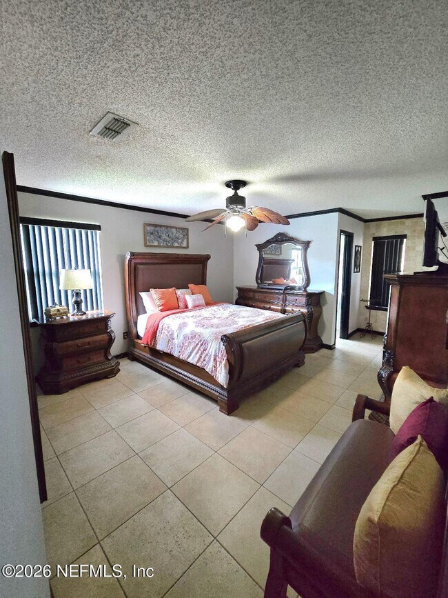 Building Photo - 6931 Cane Grass Ln E