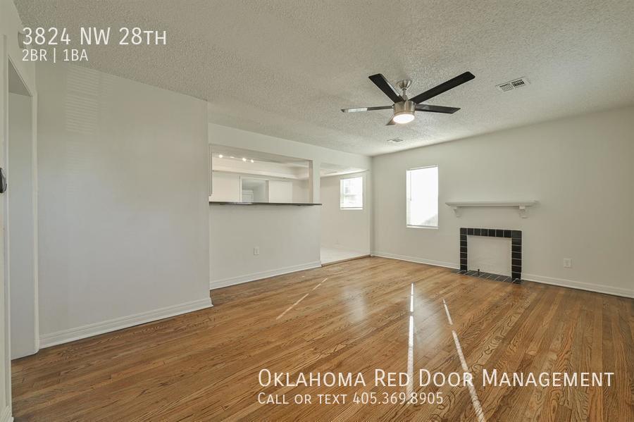 Building Photo - 3824 NW 28th St