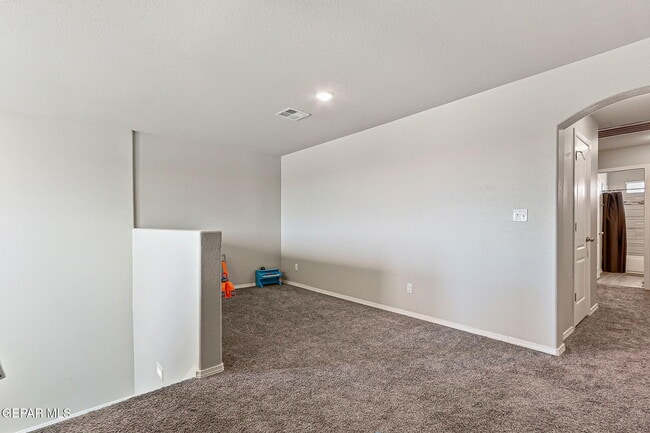 Building Photo - 3945 Desert Dunes Dr