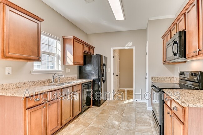 Building Photo - 812 Oshields Ct