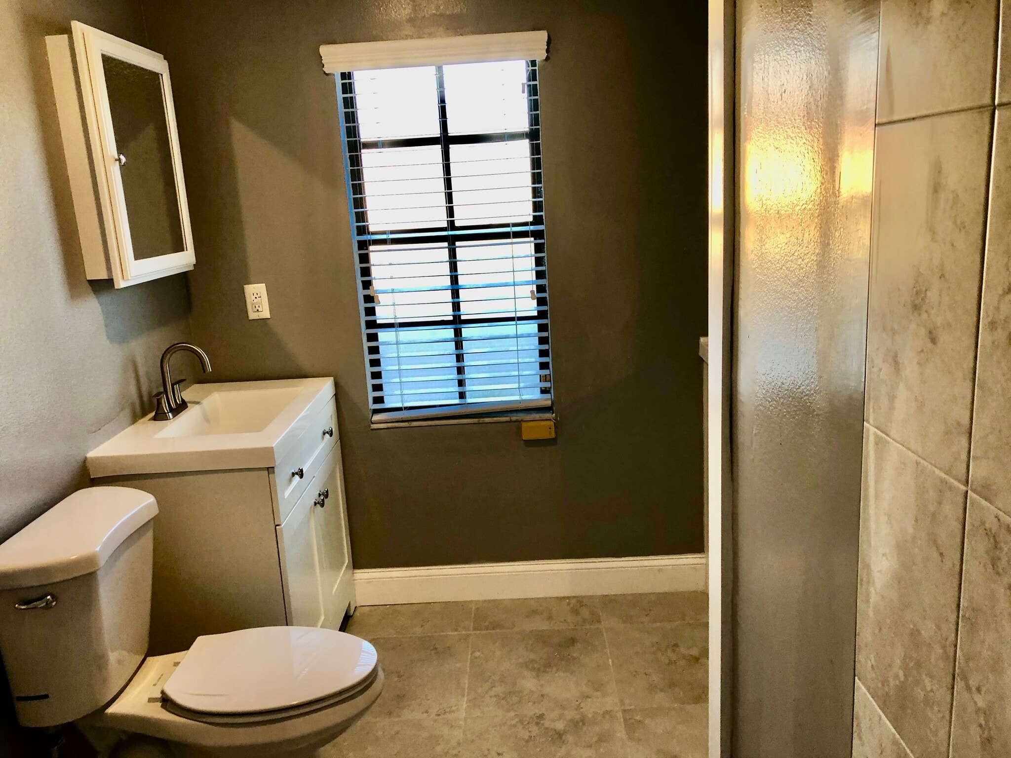 Building Photo - 3021 W Braddock St