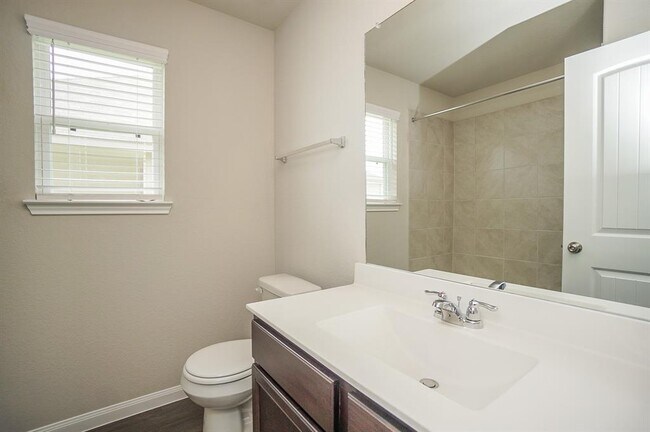 Building Photo - 3331 Rosselli Brush Dr