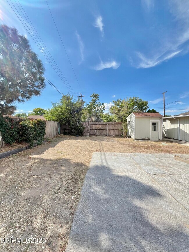 Building Photo - 1695 Trabert Way