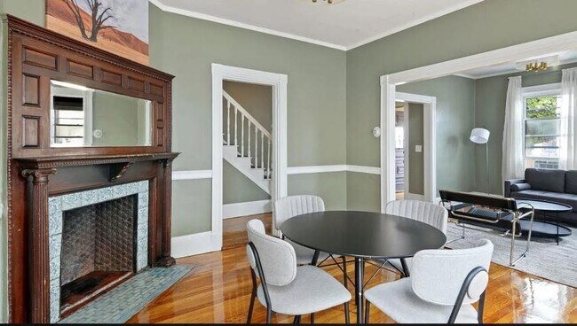 Building Photo - 6 bedroom in Allston MA 02134