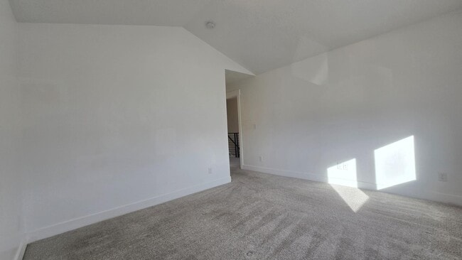 Building Photo - 12977 S Oberon Ln