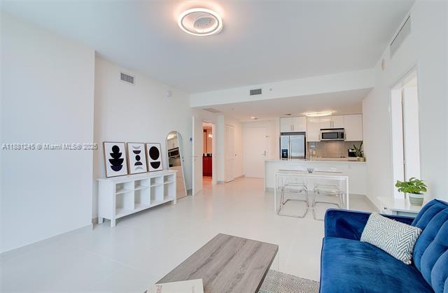 Building Photo - 300 S Biscayne Blvd