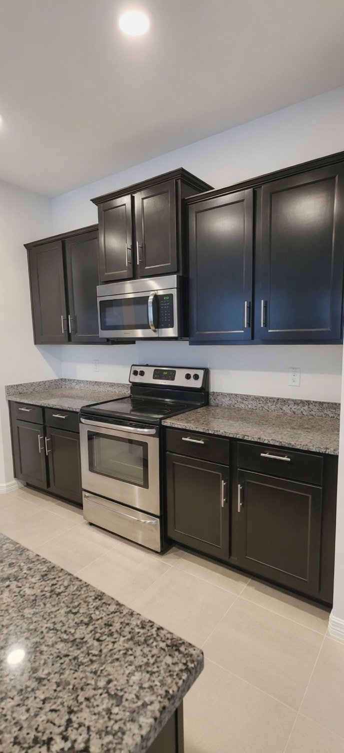 Building Photo - 17589 Garsalaso Cir