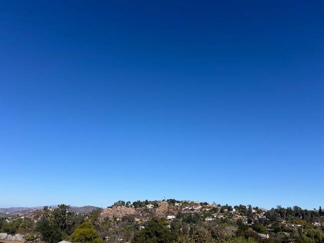 Building Photo - LOMITA ROAD Duplex