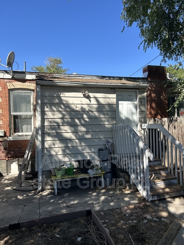 Primary Photo - 492 S Lincoln St