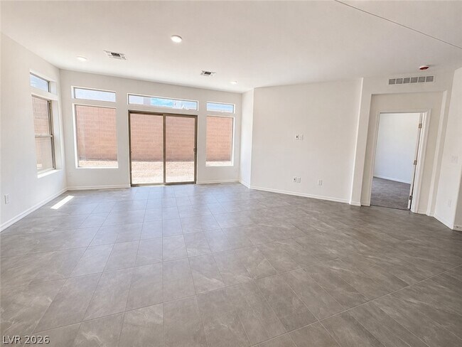Building Photo - 7443 Legacy Pt St
