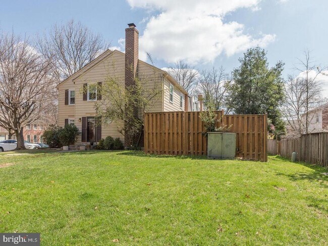 Building Photo - 3975 Wilcoxson Dr