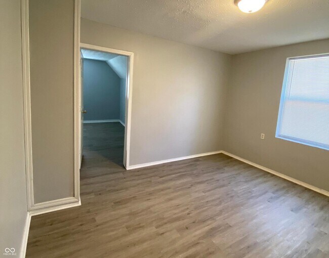 Building Photo - 655 Birch Ave