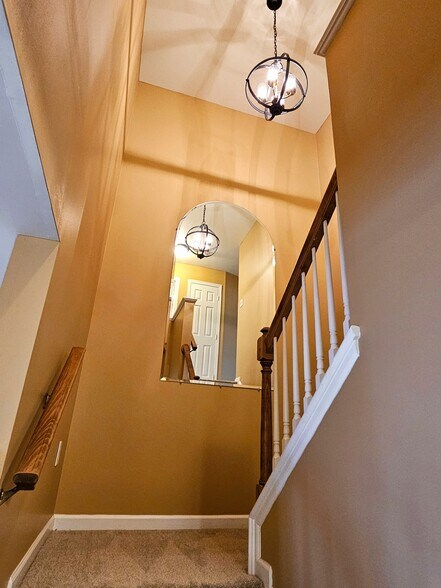 Building Photo - 562 Wood Duck Dr