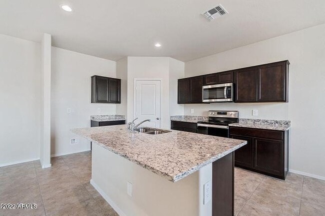 Building Photo - 1075 W Chimes Tower Dr