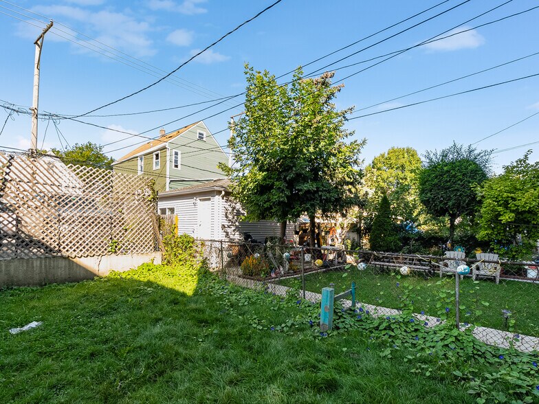 Building Photo - 2628 S Kedzie Ave