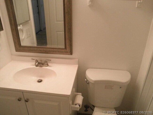 Building Photo - 584 Springdale Cir