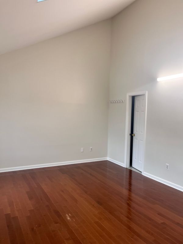 Building Photo - 2700 Bedford St