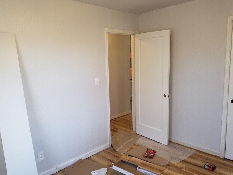 Building Photo - 1439 N Olympia Ave