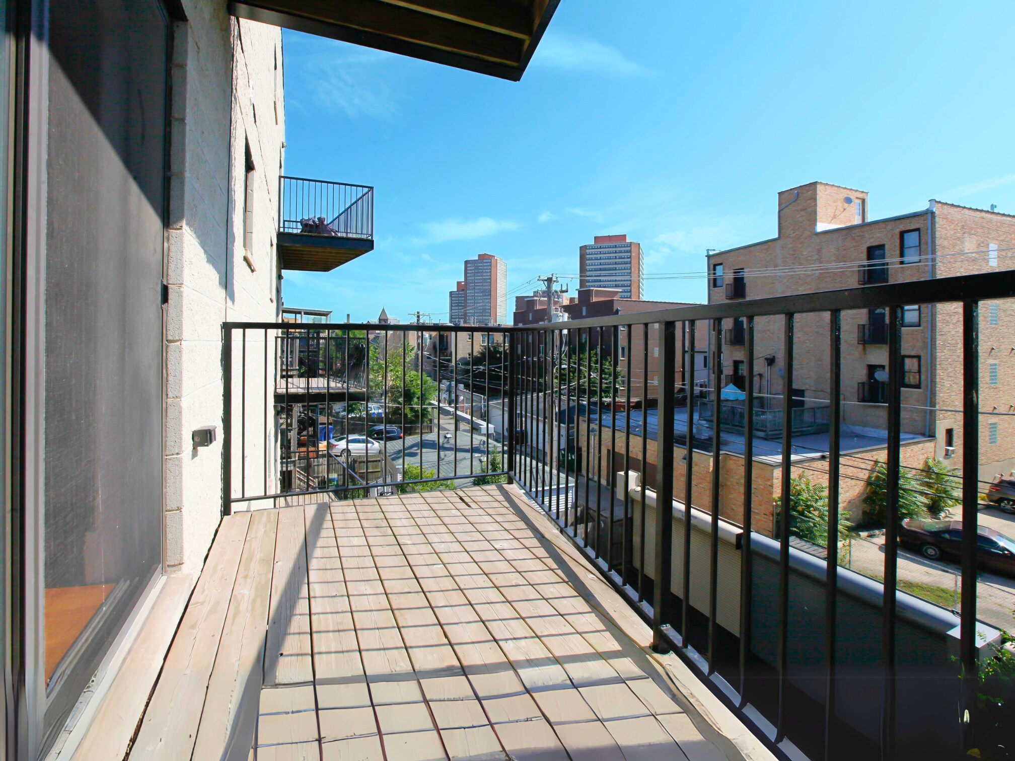 Building Photo - 4237 S Calumet Ave