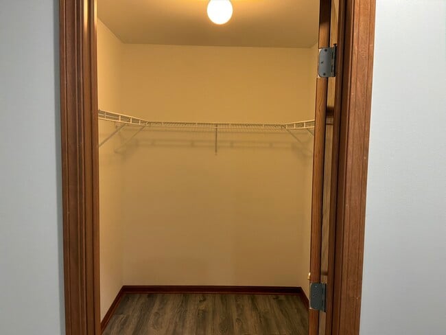 Building Photo - 4410 Mallard Ln