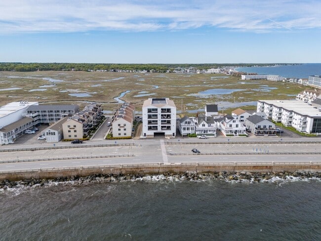 Building Photo - 465 Ocean Blvd