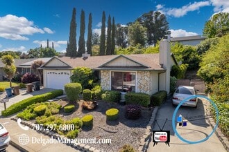 Building Photo - Benicia corner lot beautiful home