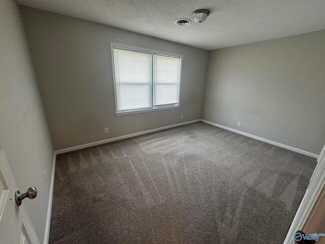 Building Photo - 17439 Morgan Dr