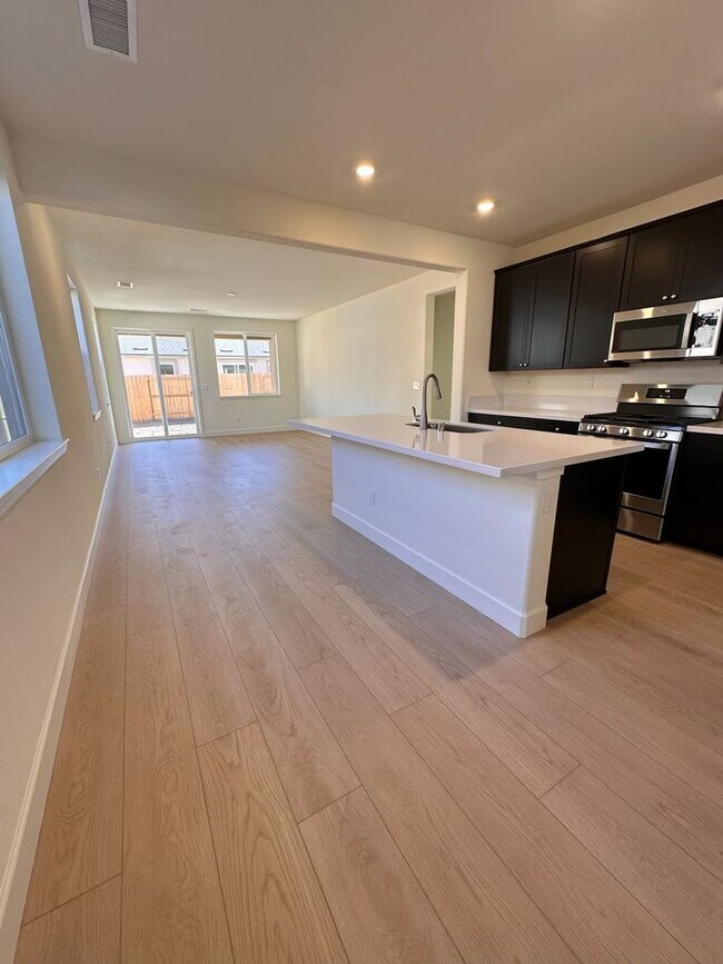 Building Photo - Newly Constructed West Carson Valley Home