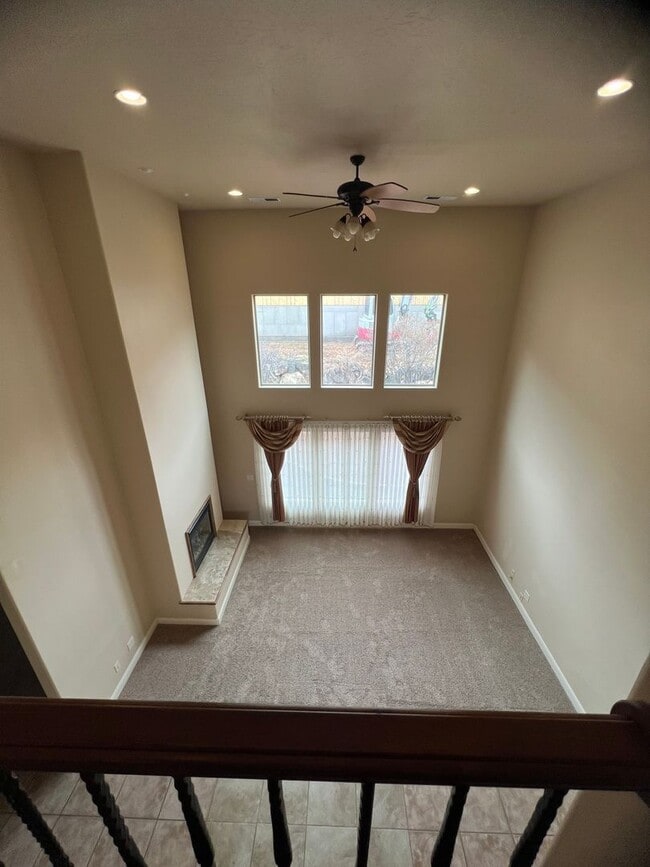 Building Photo - MONTH TO MONTH LEASE ONLY. Beautiful Custo...