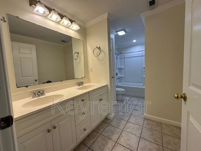 Building Photo - 379-377-A Robertsville Rd